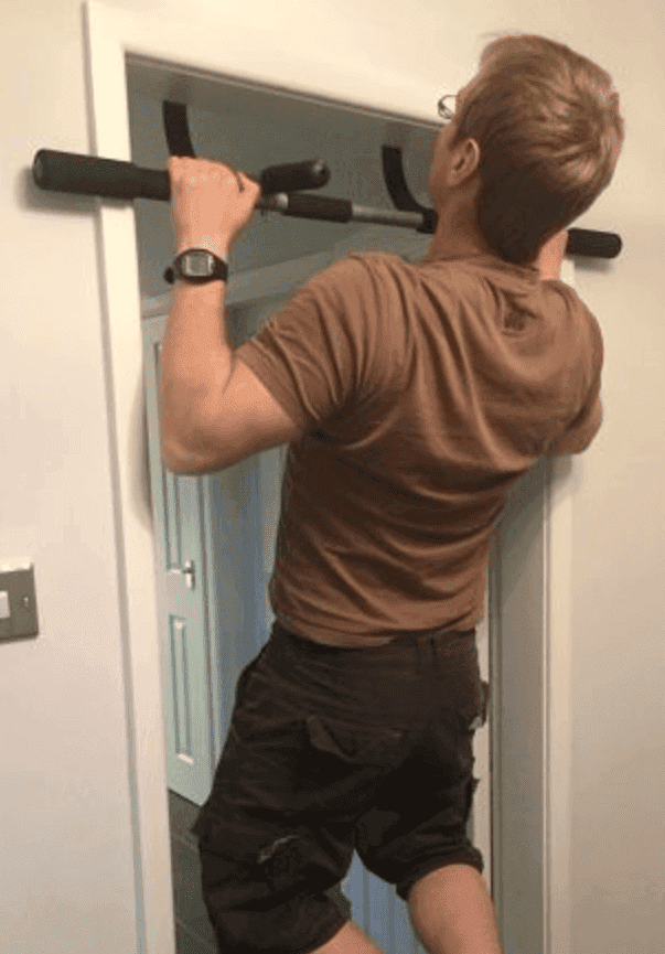 Steve using the Yes4All Multifunctional bar